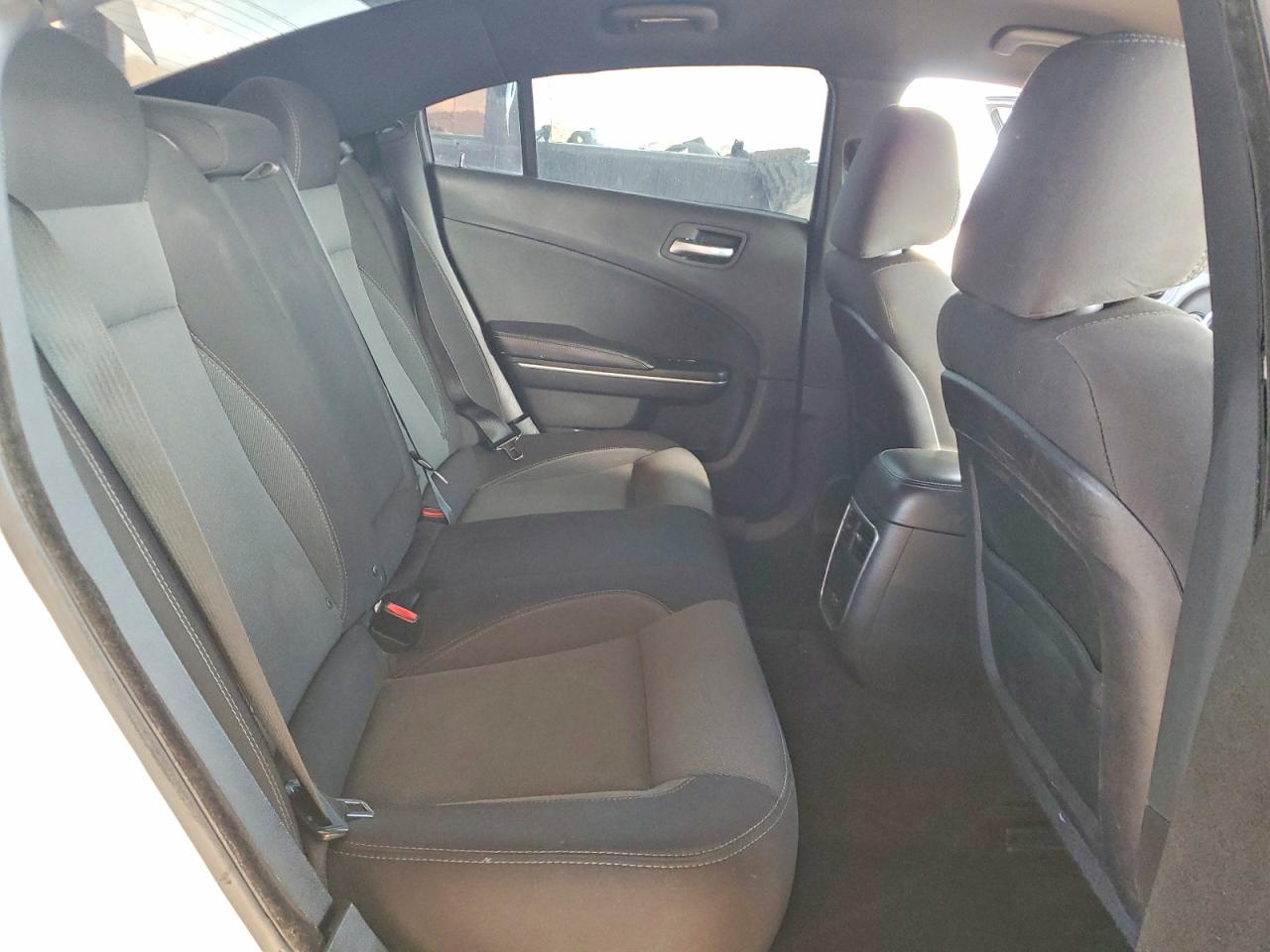 2015 DODGE CHARGER SE photo 10