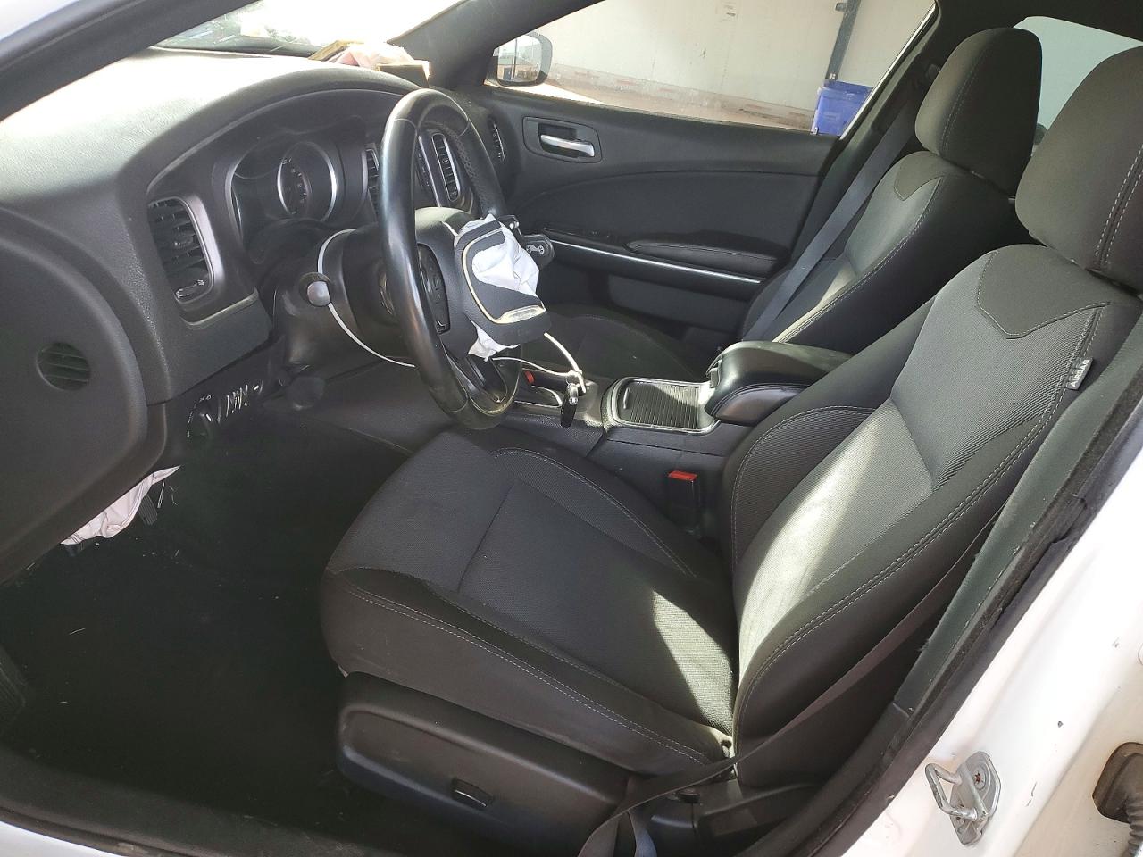 2015 DODGE CHARGER SE photo 7