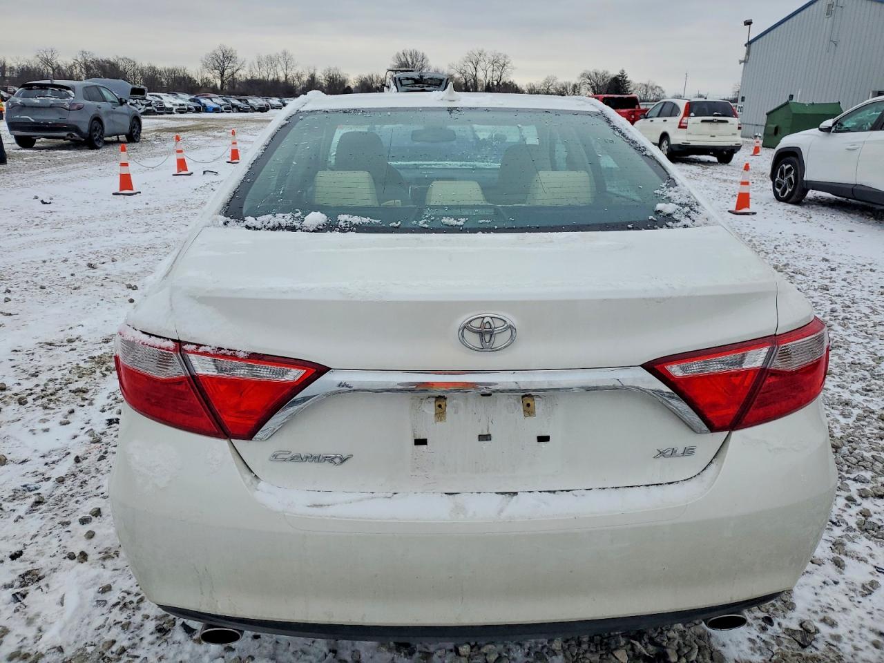 2017 TOYOTA CAMRY XSE photo 6