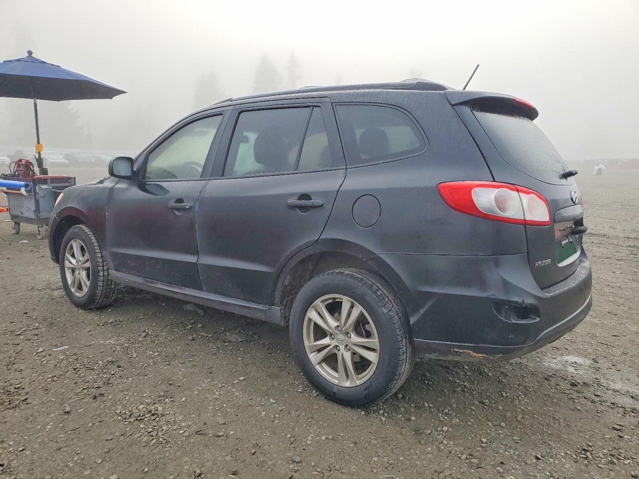 2011 HYUNDAI SANTA FE SE photo 2