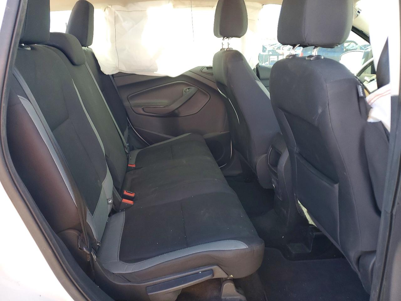 2016 FORD ESCAPE S photo 10