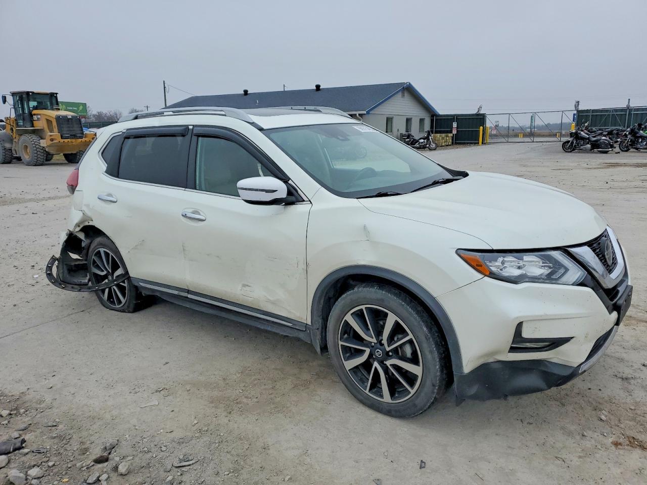 2020 NISSAN ROGUE photo 4