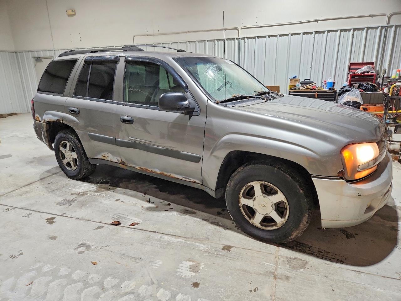 2005 CHEVROLET TRAILBLAZER LS photo 4