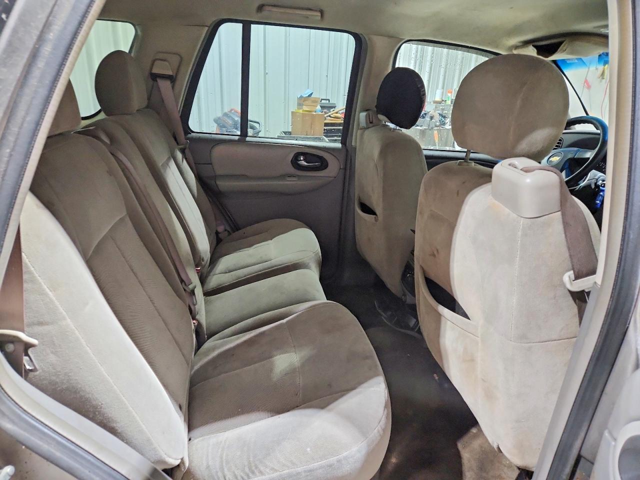 2005 CHEVROLET TRAILBLAZER LS photo 11