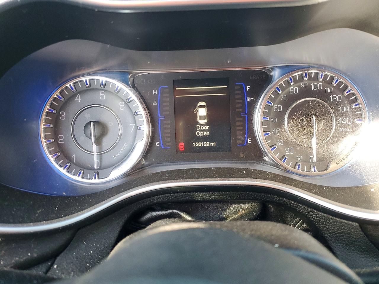 2015 CHRYSLER 200 LIMITED photo 17