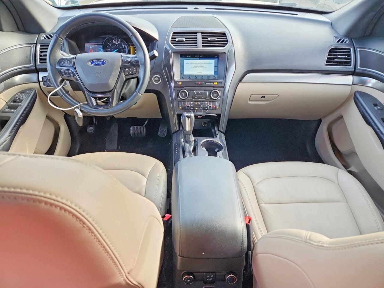 2018 FORD EXPLORER XLT photo 8
