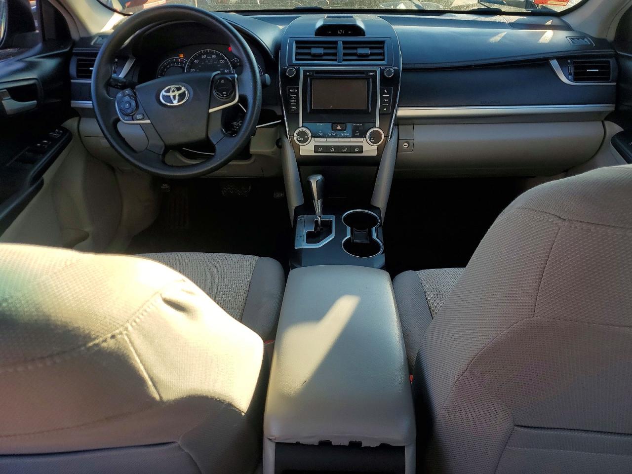 2012 TOYOTA CAMRY photo 8