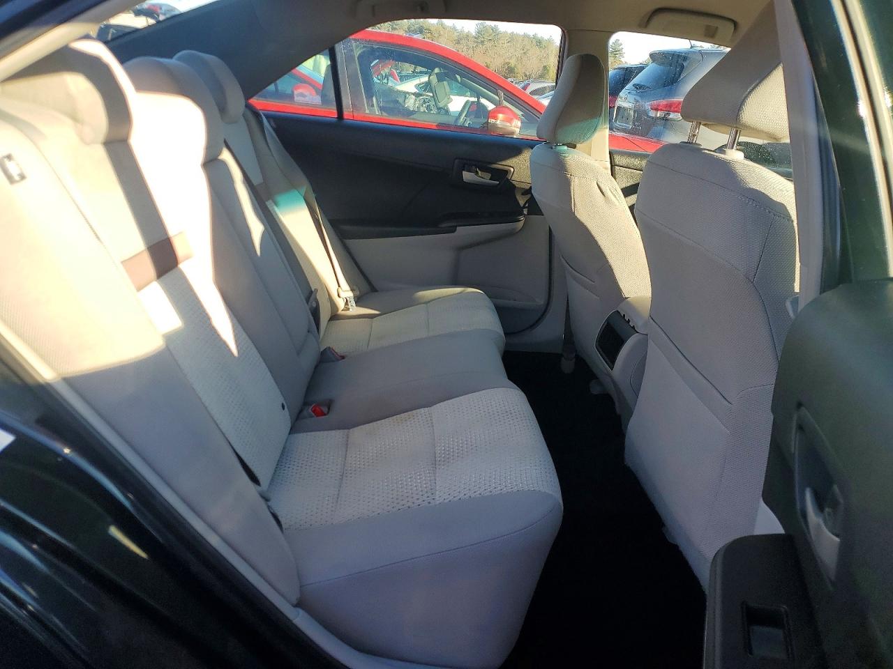 2012 TOYOTA CAMRY photo 10