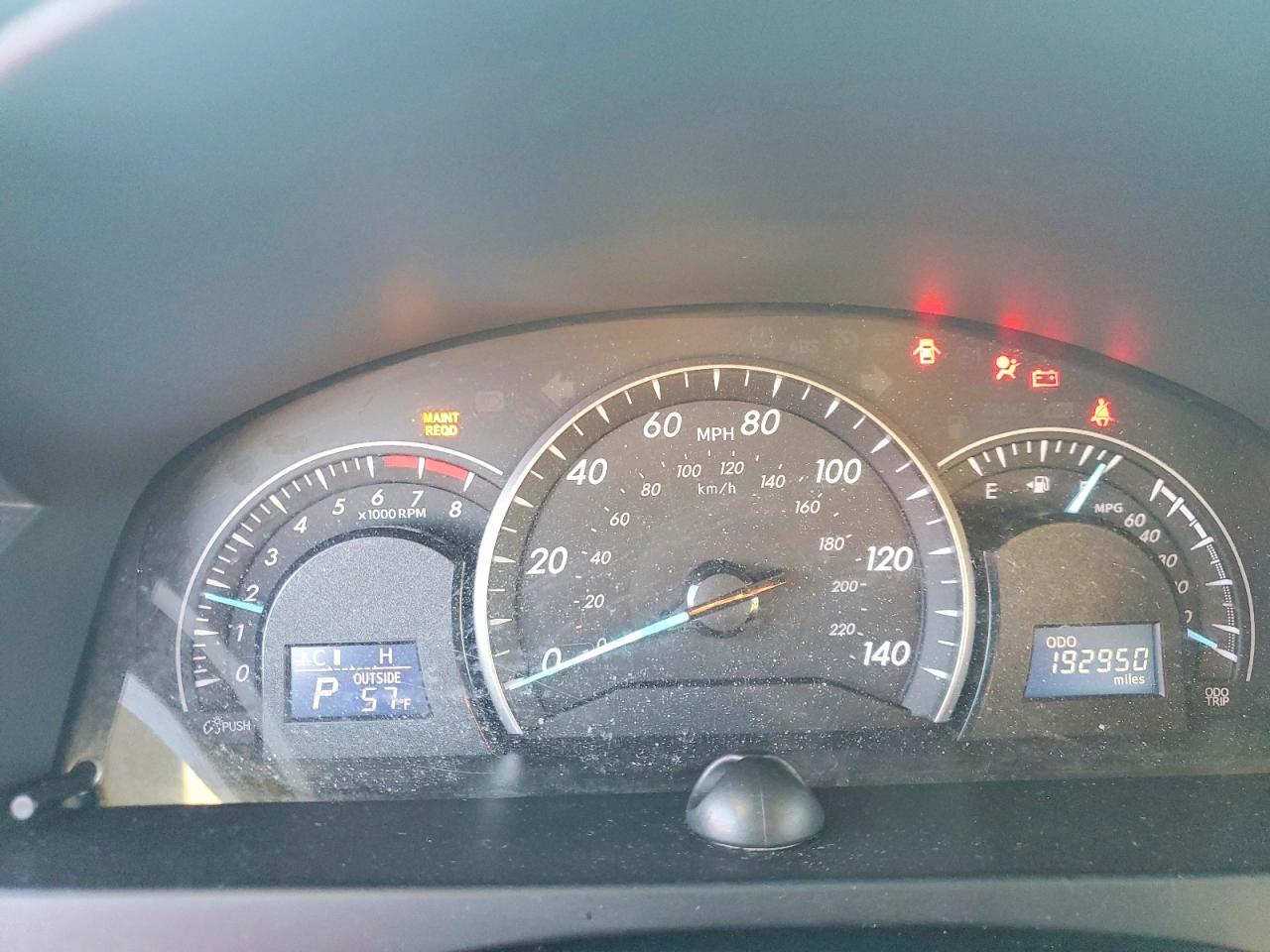 2012 TOYOTA CAMRY photo 9
