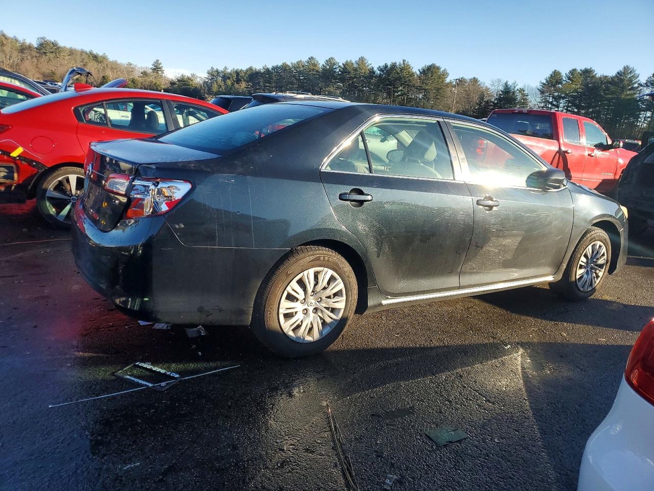 2012 TOYOTA CAMRY photo 3