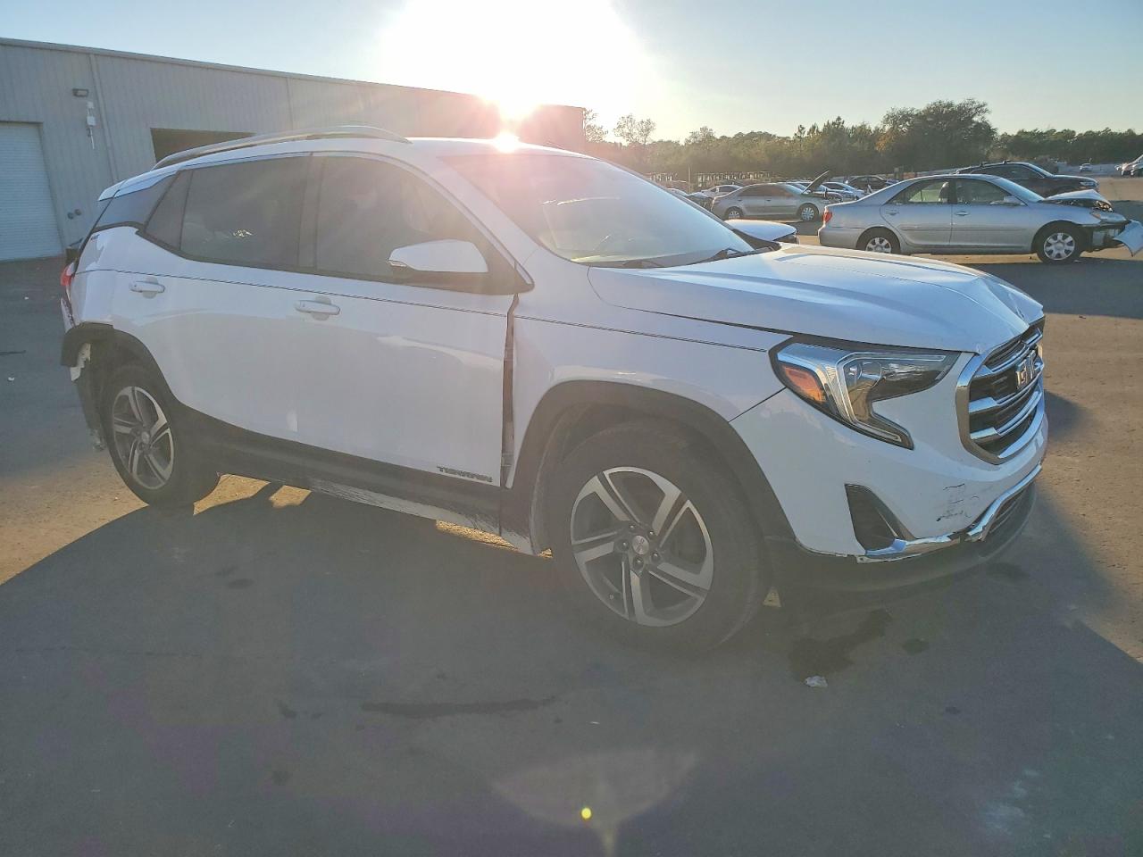 2019 GMC TERRAIN SLT photo 7