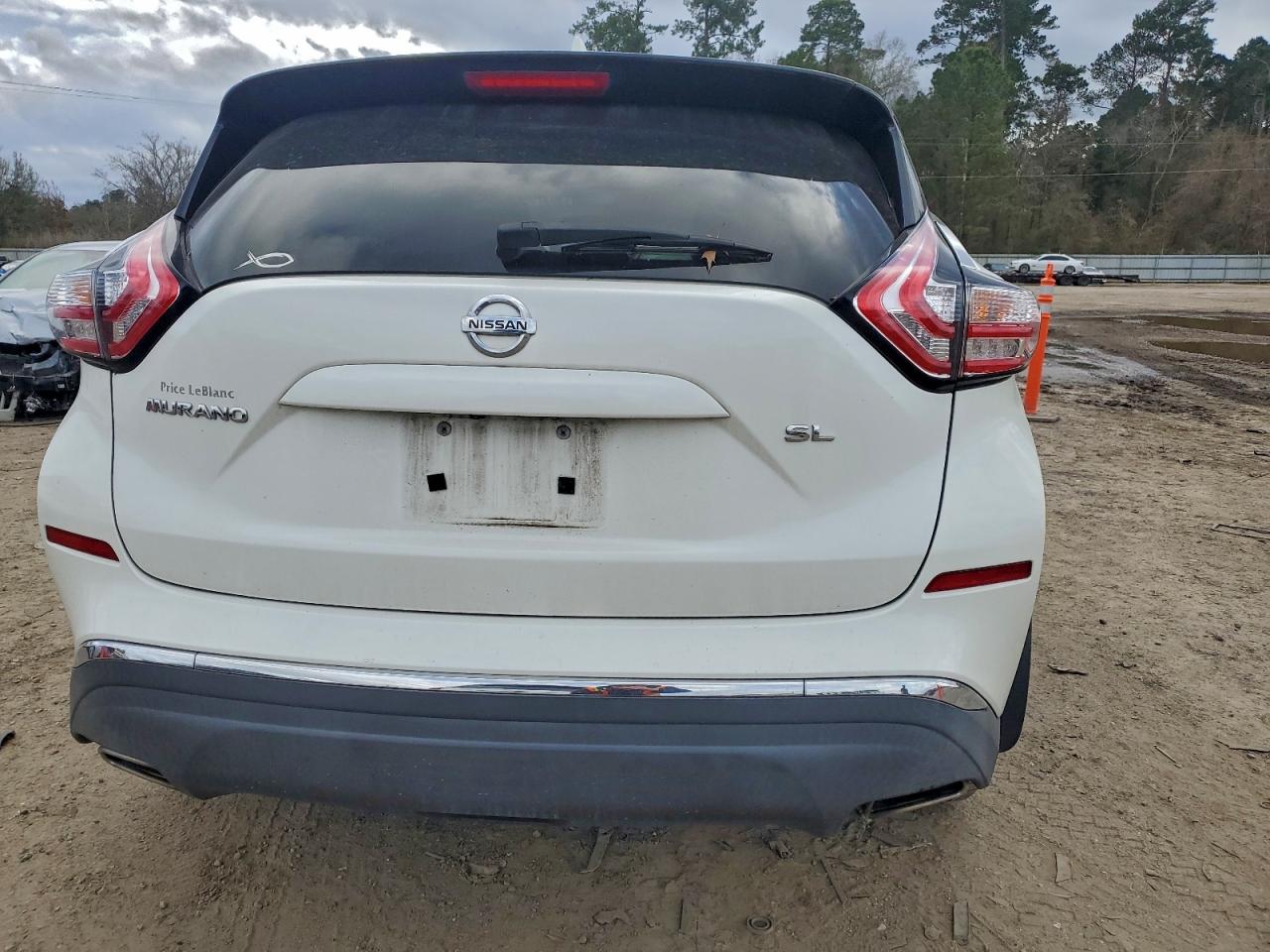 2017 NISSAN MURANO S photo 11