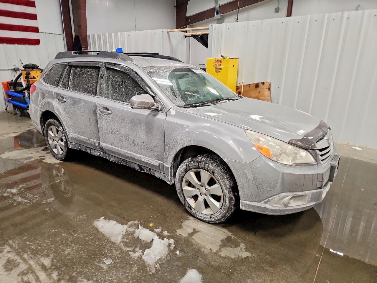 2011 SUBARU OUTBACK 2.5I PREMIUM photo 10