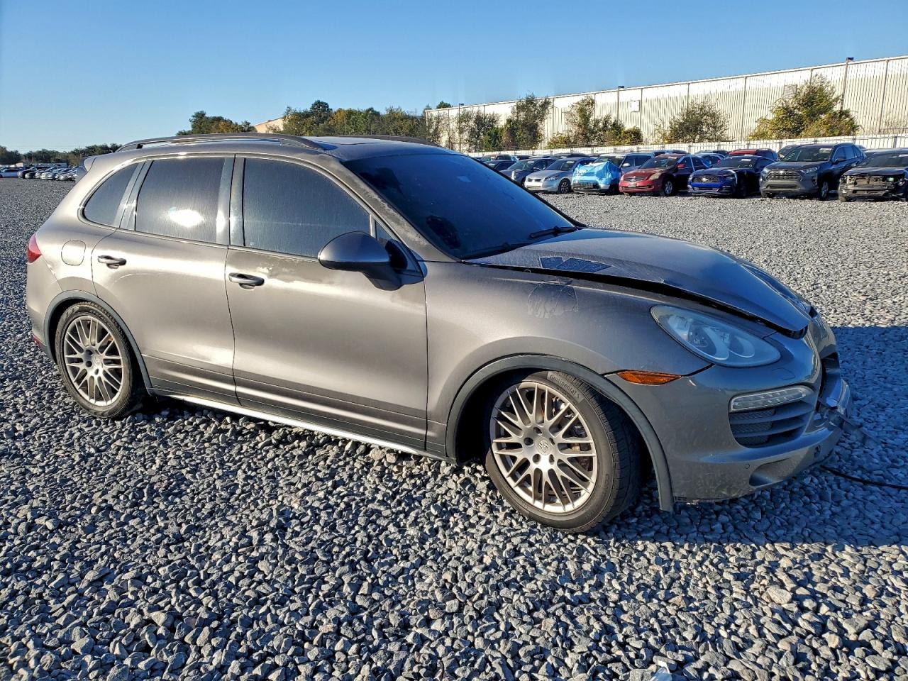 2012 PORSCHE CAYENNE S photo 4