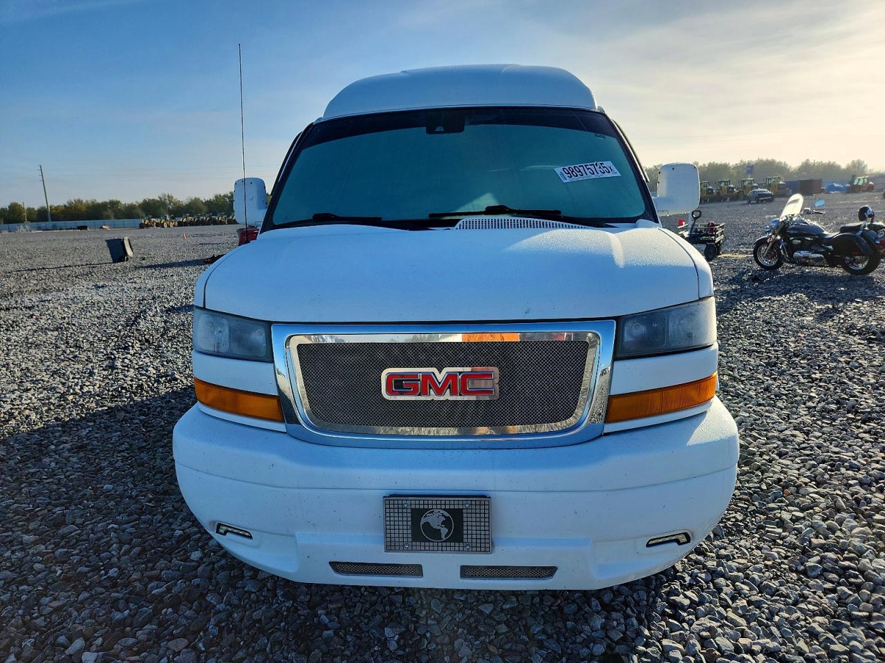 2020 GMC SAVANA G2500 photo 5