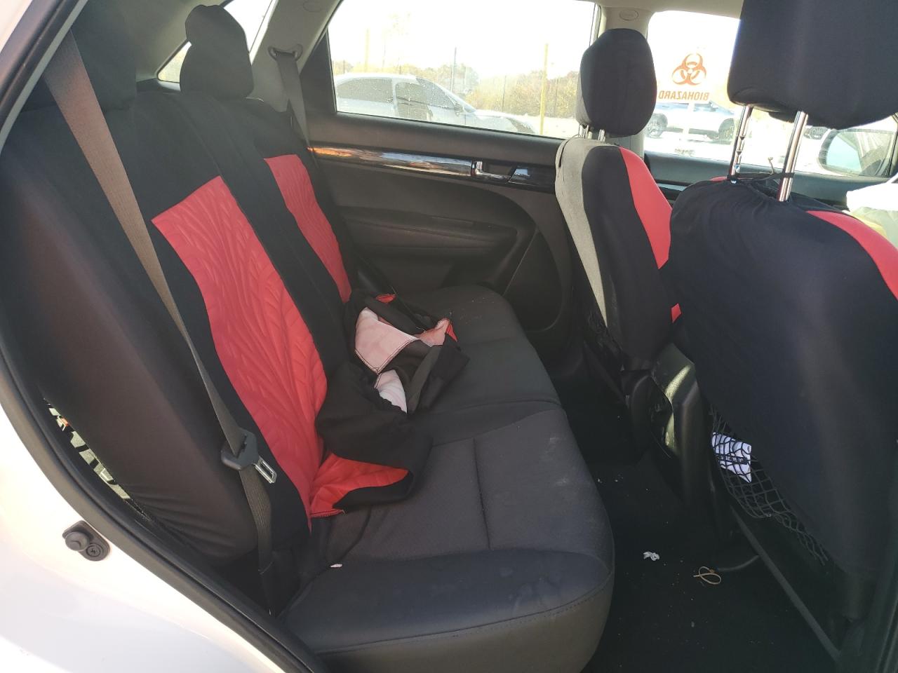 2012 KIA SORENTO BASE photo 11