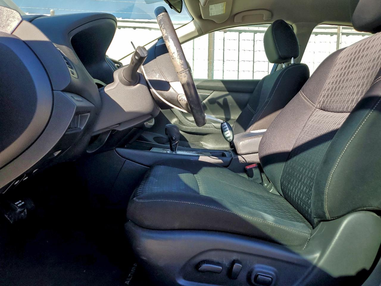 2016 NISSAN ALTIMA 2.5 photo 13
