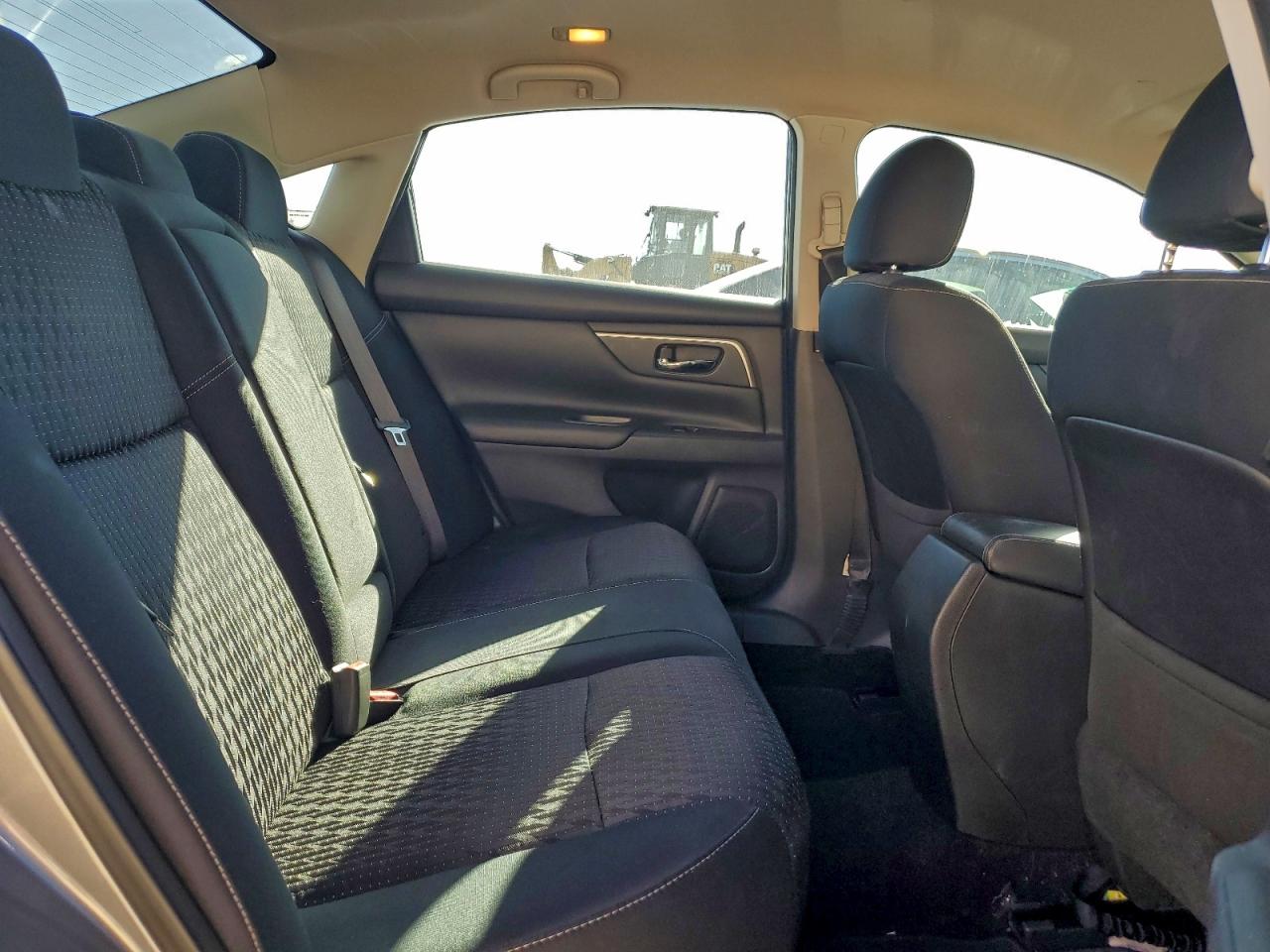 2016 NISSAN ALTIMA 2.5 photo 19