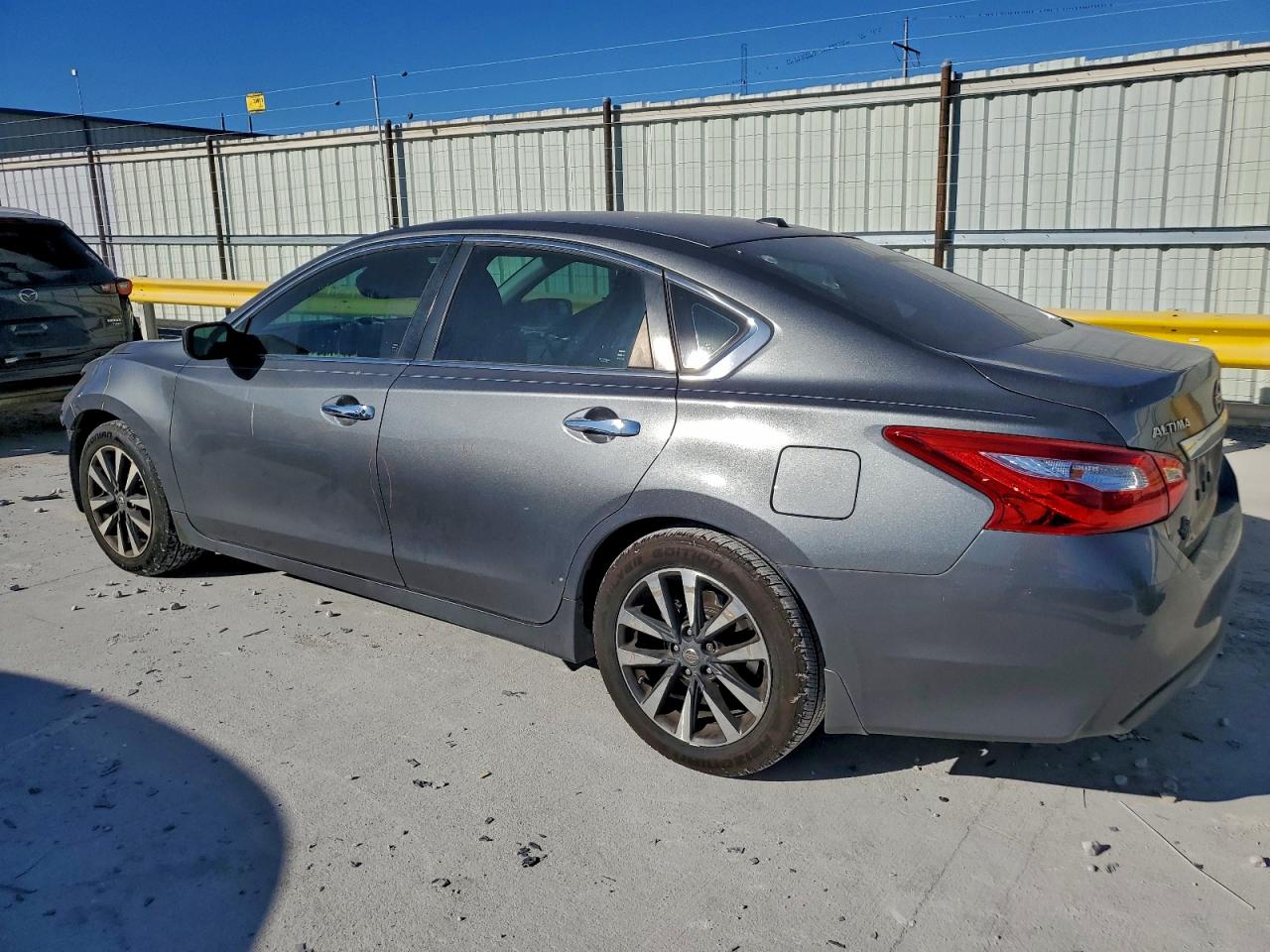2016 NISSAN ALTIMA 2.5 photo 3