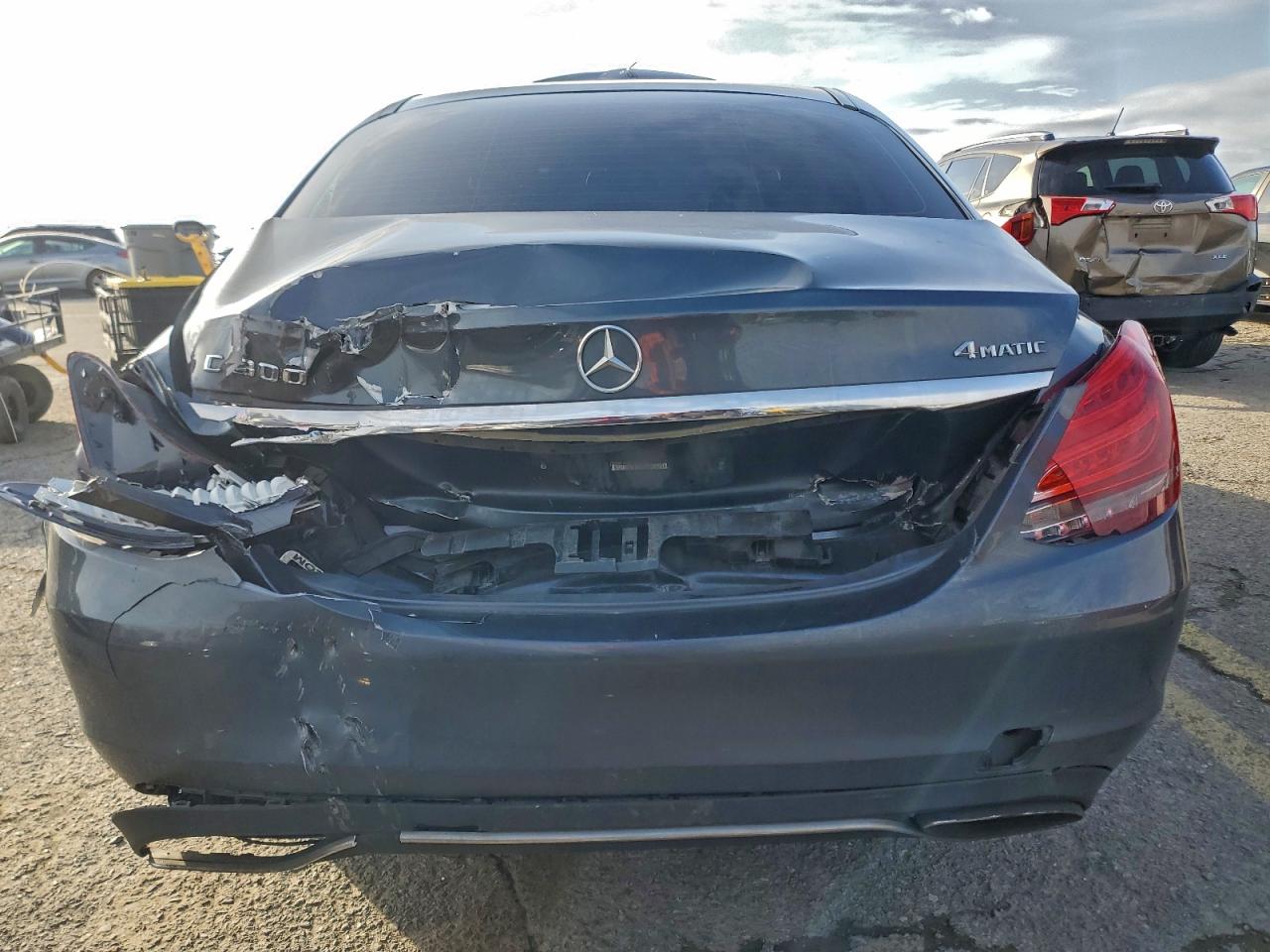 2015 MERCEDES-BENZ C 300 4MATIC photo 6