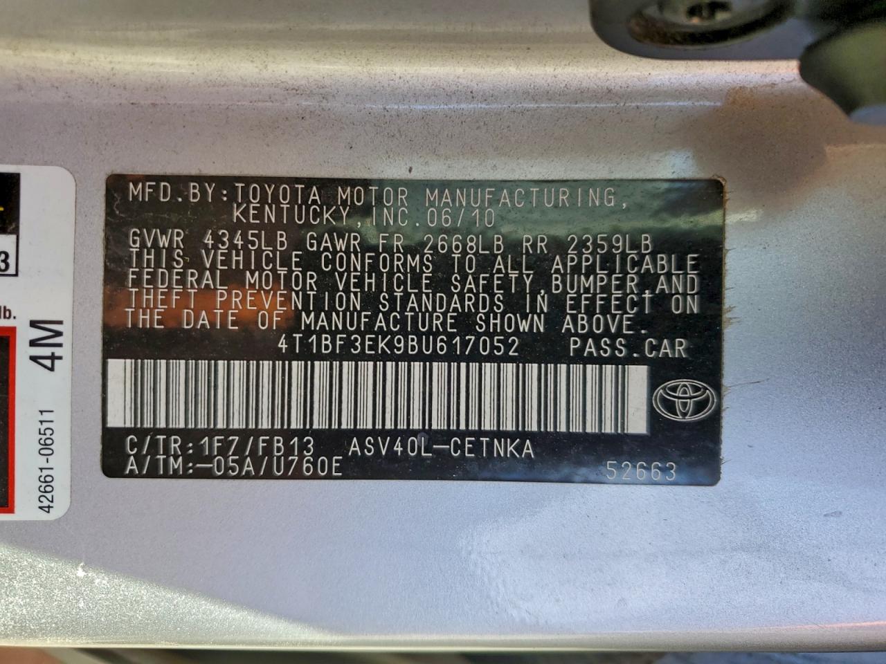 2011 TOYOTA CAMRY BASE photo 12