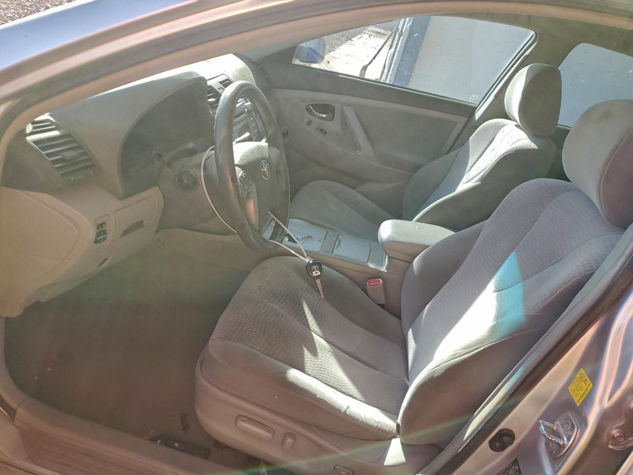 2011 TOYOTA CAMRY BASE photo 7