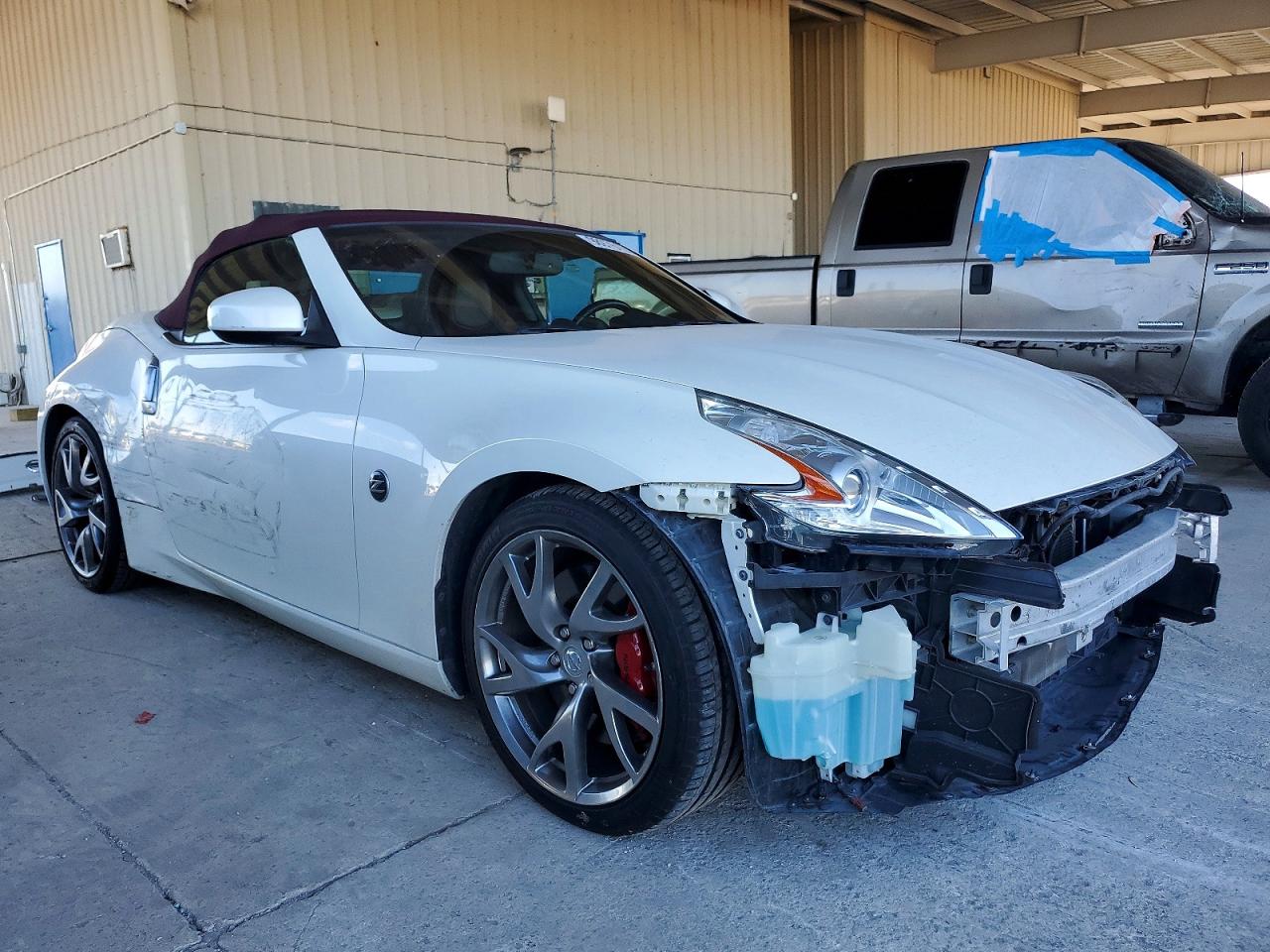 2013 NISSAN 370Z BASE photo 4