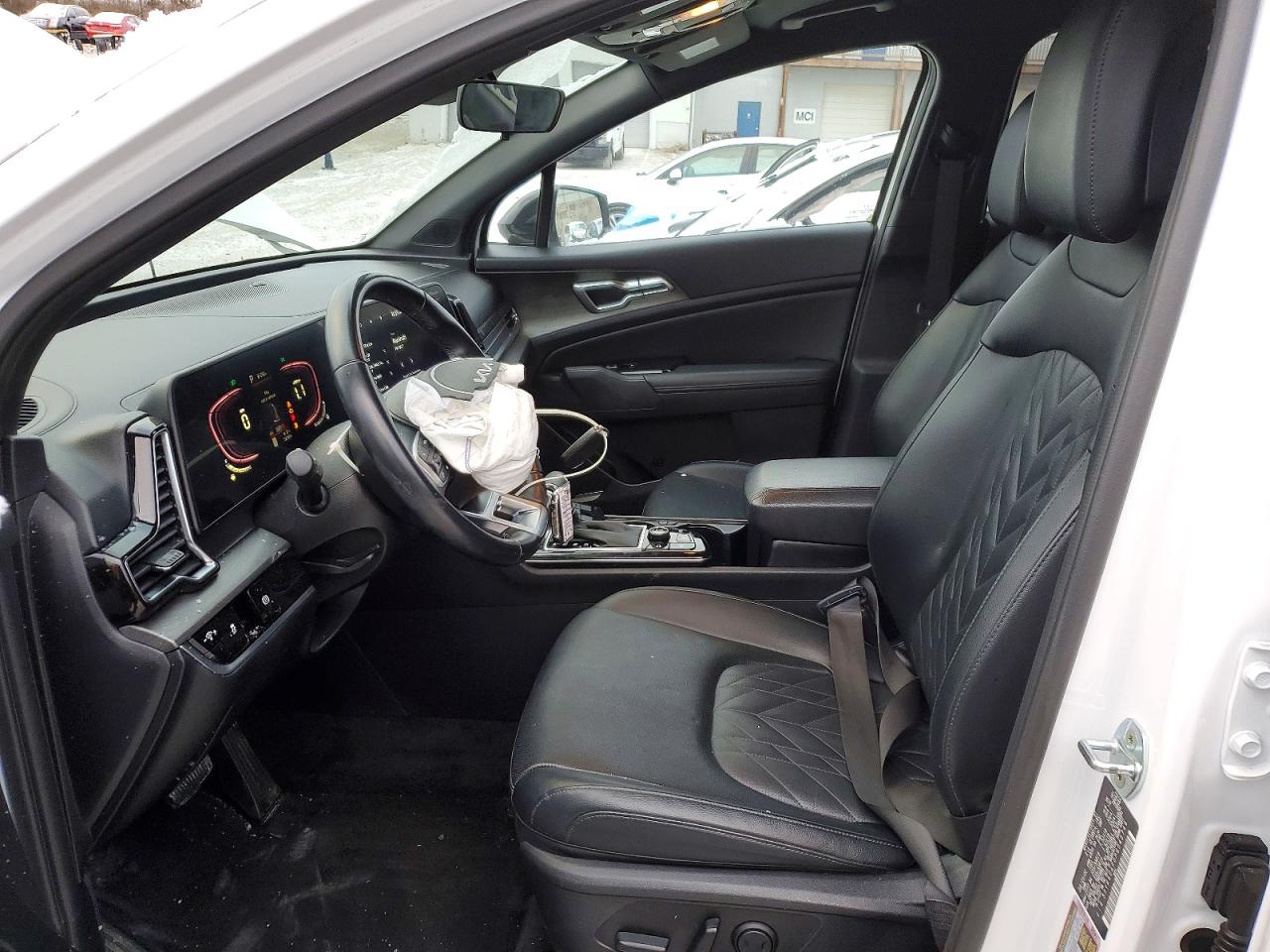 2023 KIA SPORTAGE X LINE photo 13