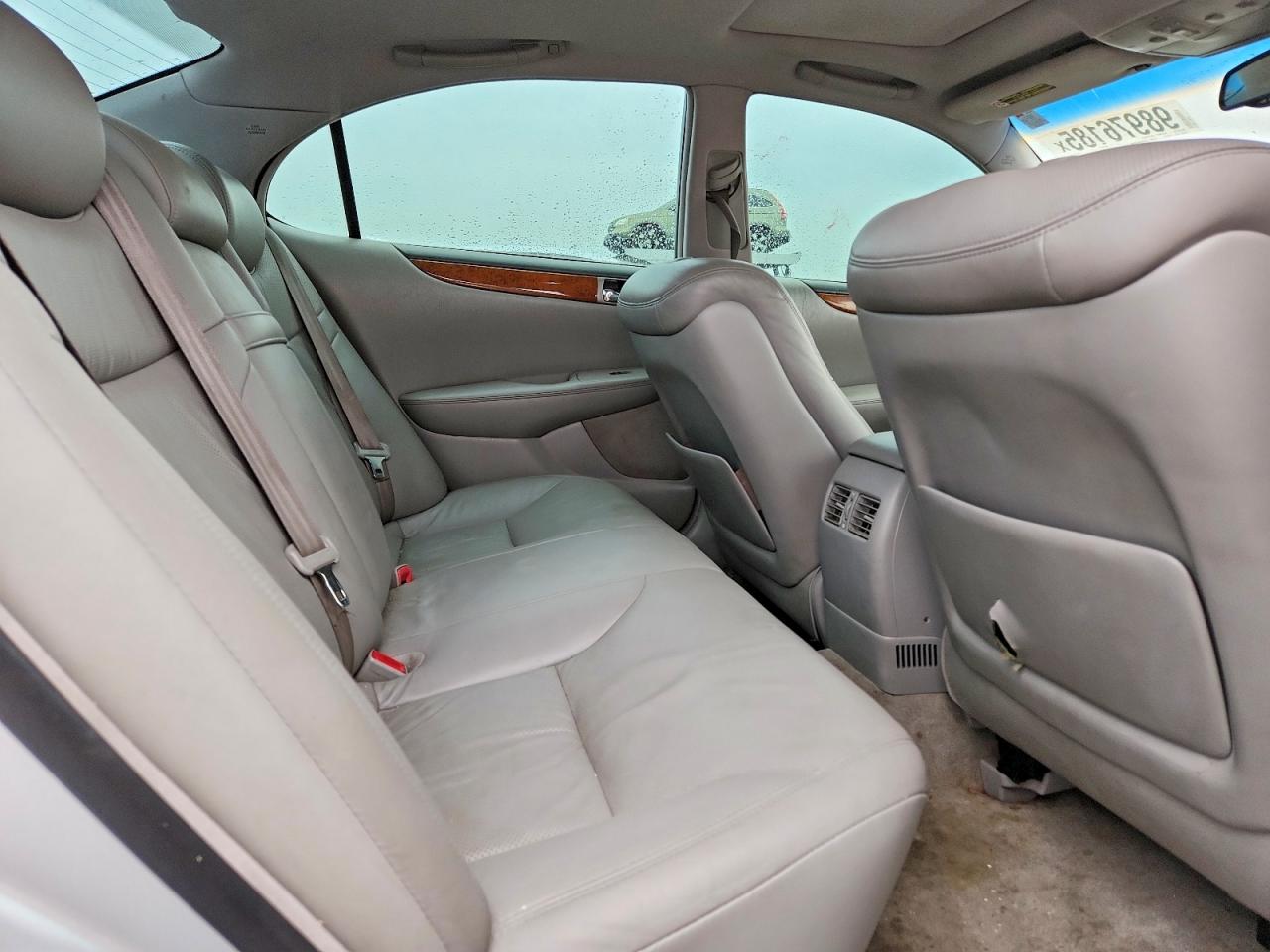 2005 LEXUS ES 330 photo 10