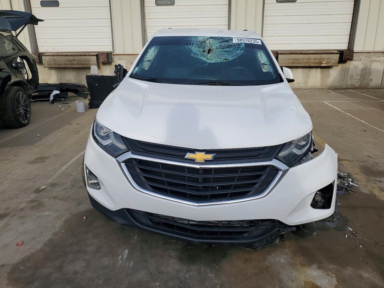 2019 CHEVROLET EQUINOX LT photo 9