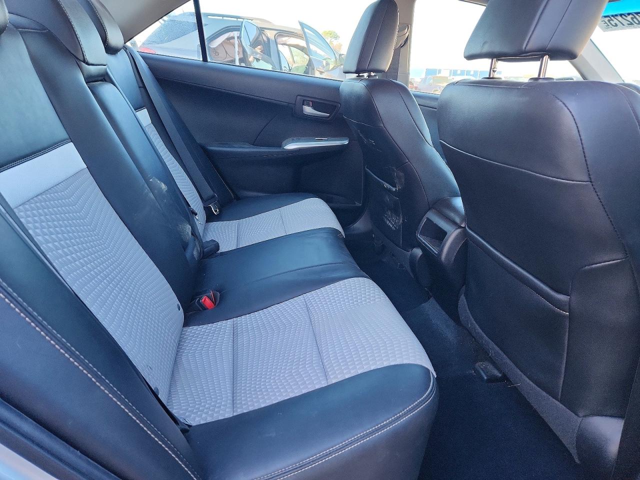 2012 TOYOTA CAMRY BASE photo 10