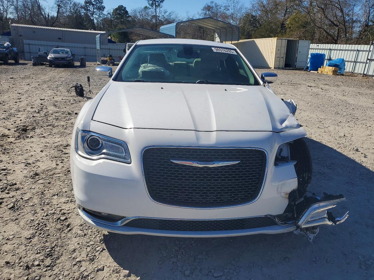 2018 CHRYSLER 300 LIMITED photo 5