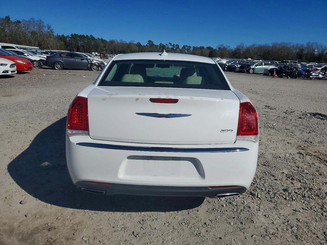 2018 CHRYSLER 300 LIMITED photo 6