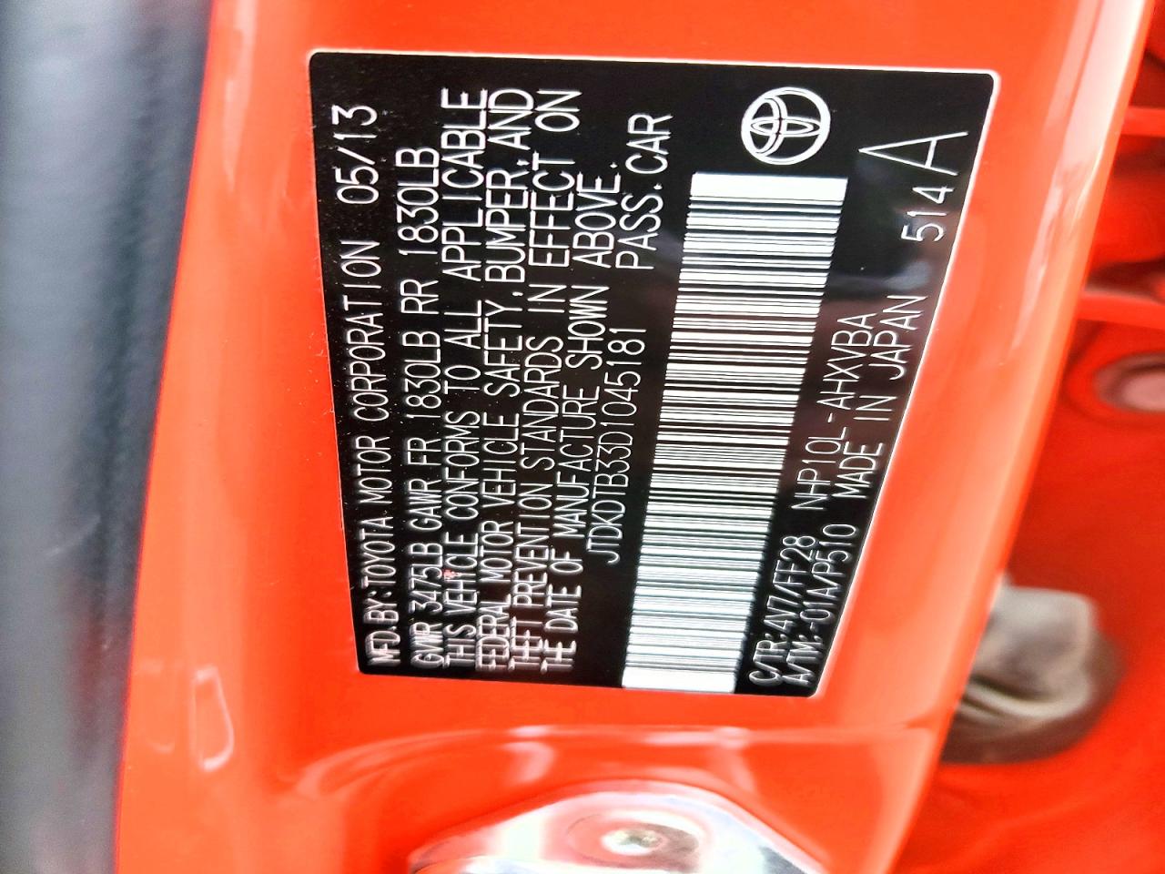 2013 TOYOTA PRIUS C photo 12