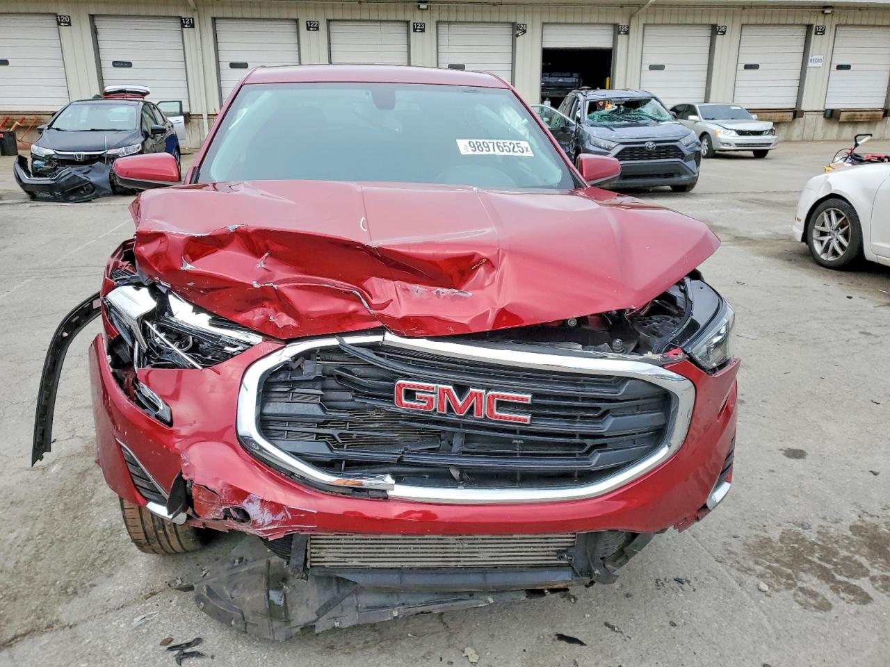 2018 GMC TERRAIN SLE photo 9