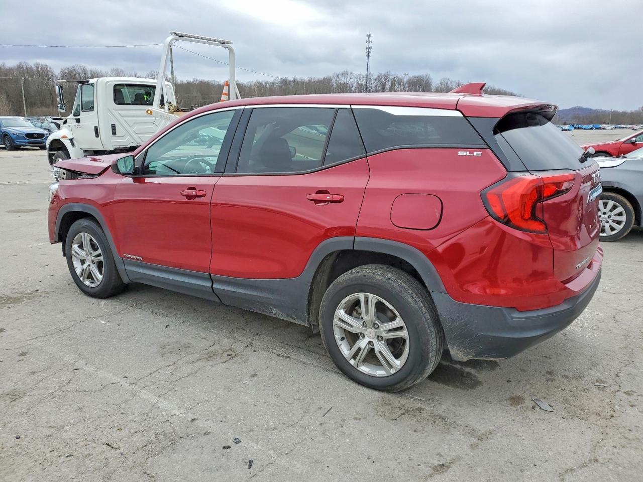 2018 GMC TERRAIN SLE photo 3