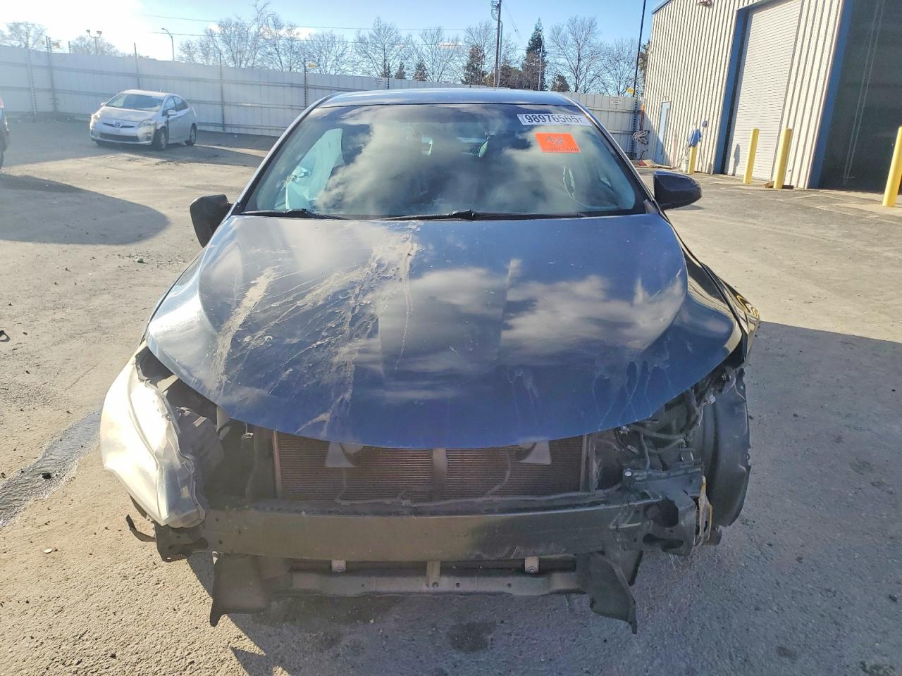 2015 TOYOTA CAMRY LE photo 5
