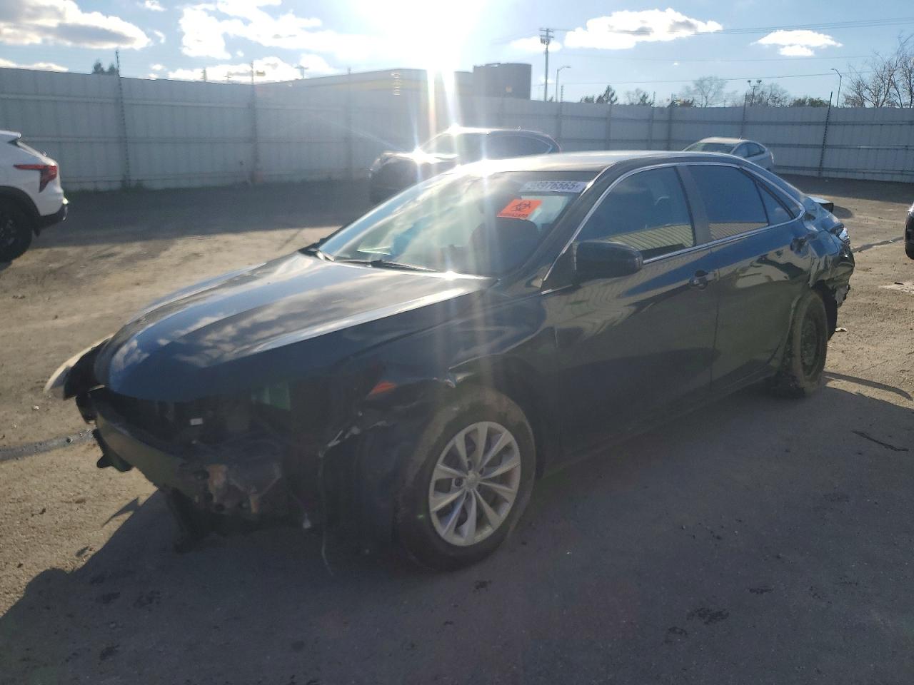 2015 TOYOTA CAMRY