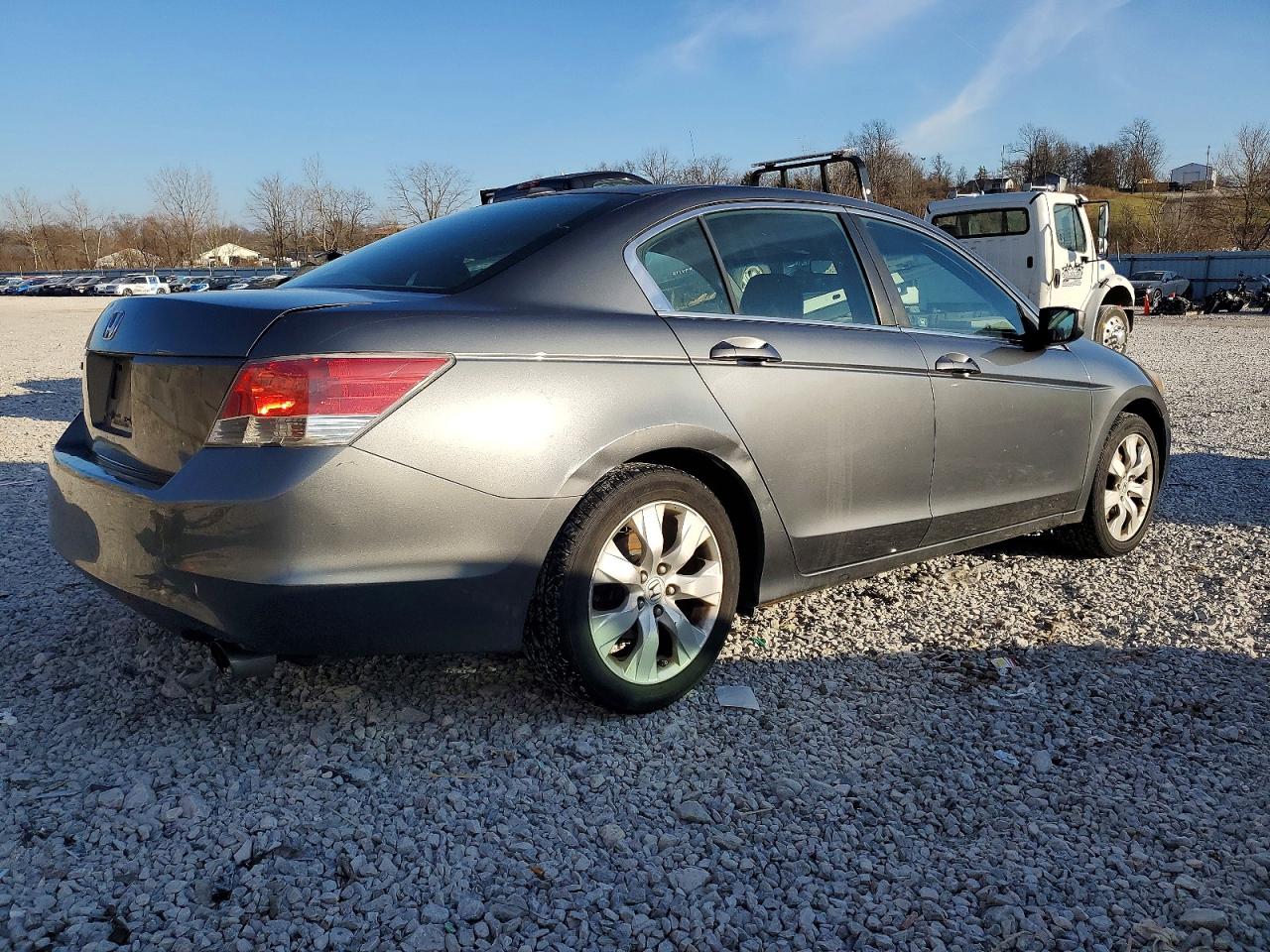 2009 HONDA ACCORD photo 5