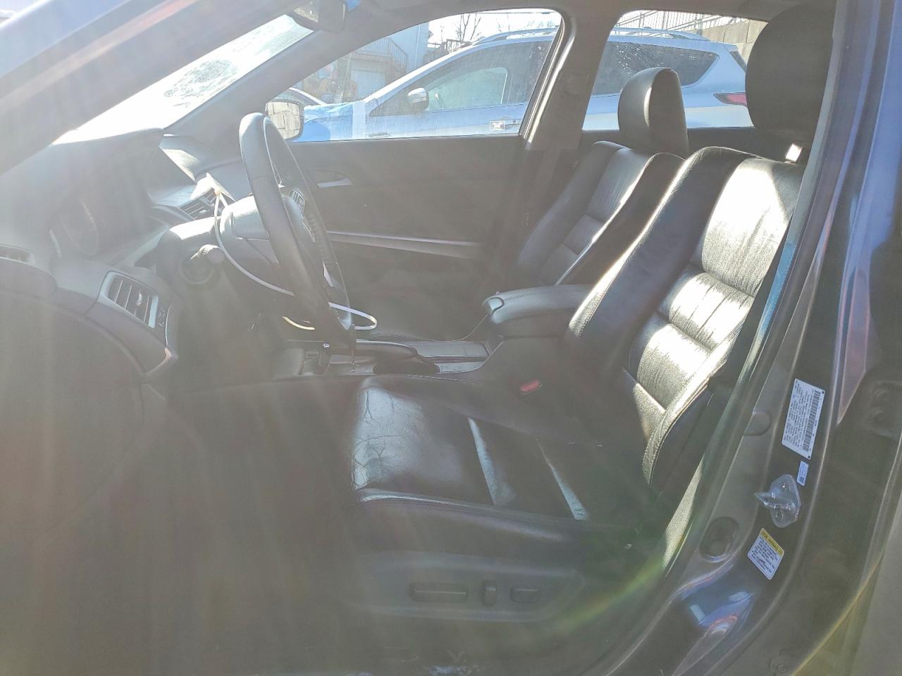 2009 HONDA ACCORD photo 13