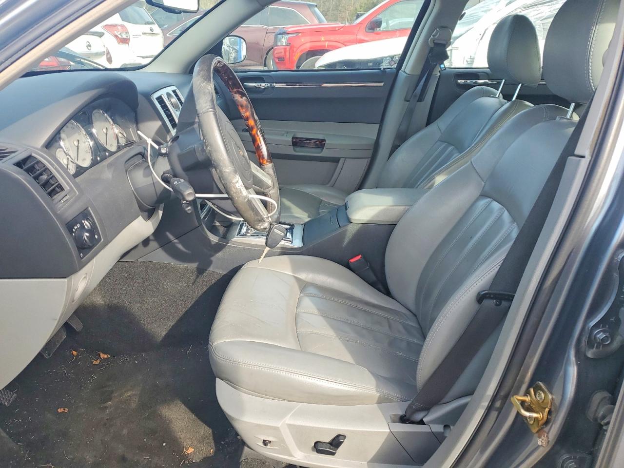 2006 CHRYSLER 300C photo 7