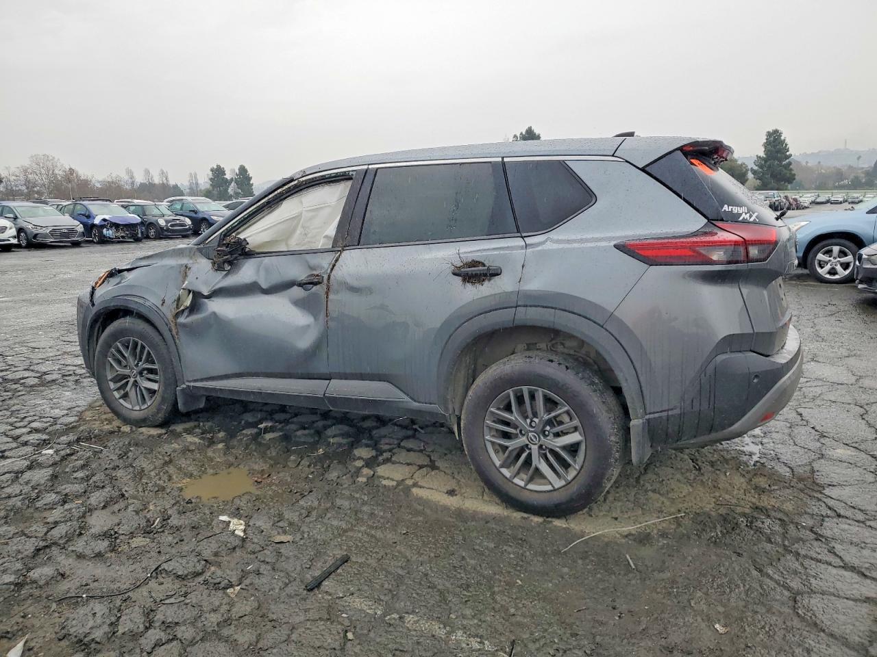 2023 NISSAN ROGUE S photo 3