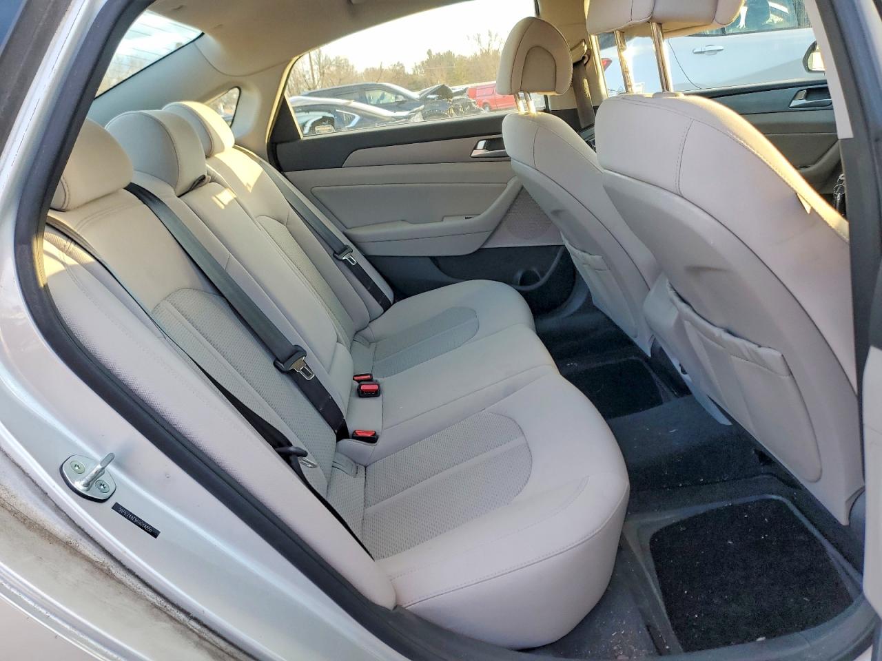 2015 HYUNDAI SONATA SE photo 10