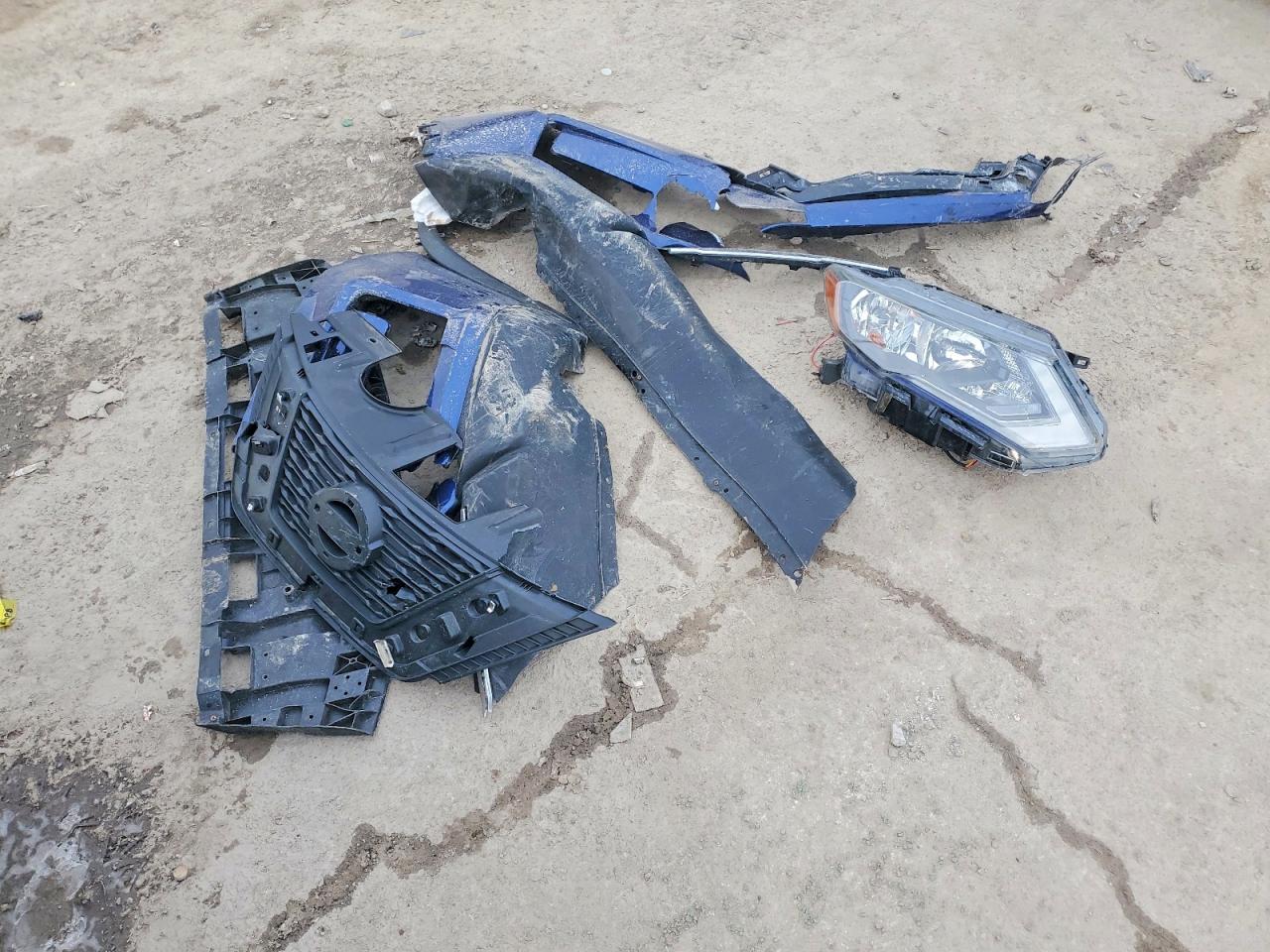 2017 NISSAN ROGUE S photo 13