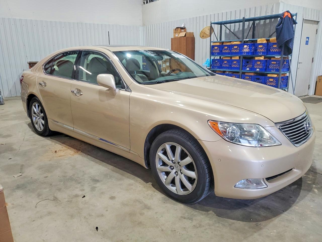 2009 LEXUS LS 460 photo 4