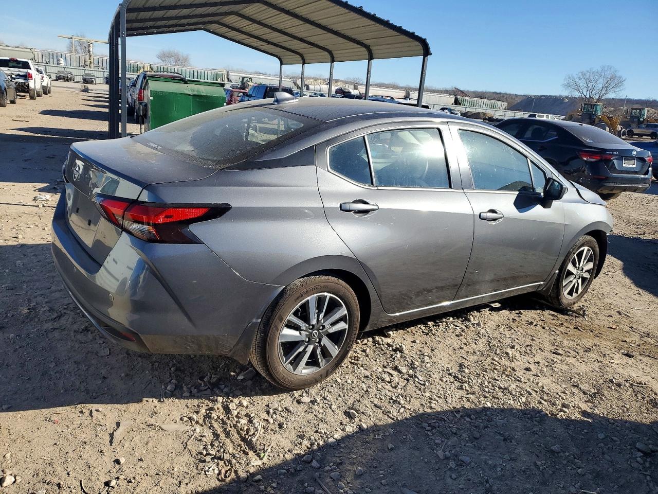 2025 NISSAN VERSA SV photo 3