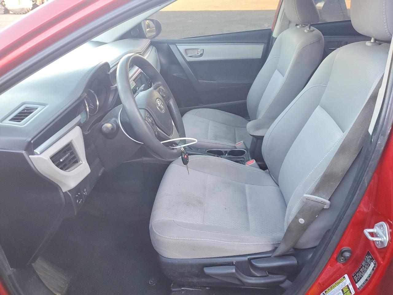 2015 TOYOTA COROLLA L photo 7