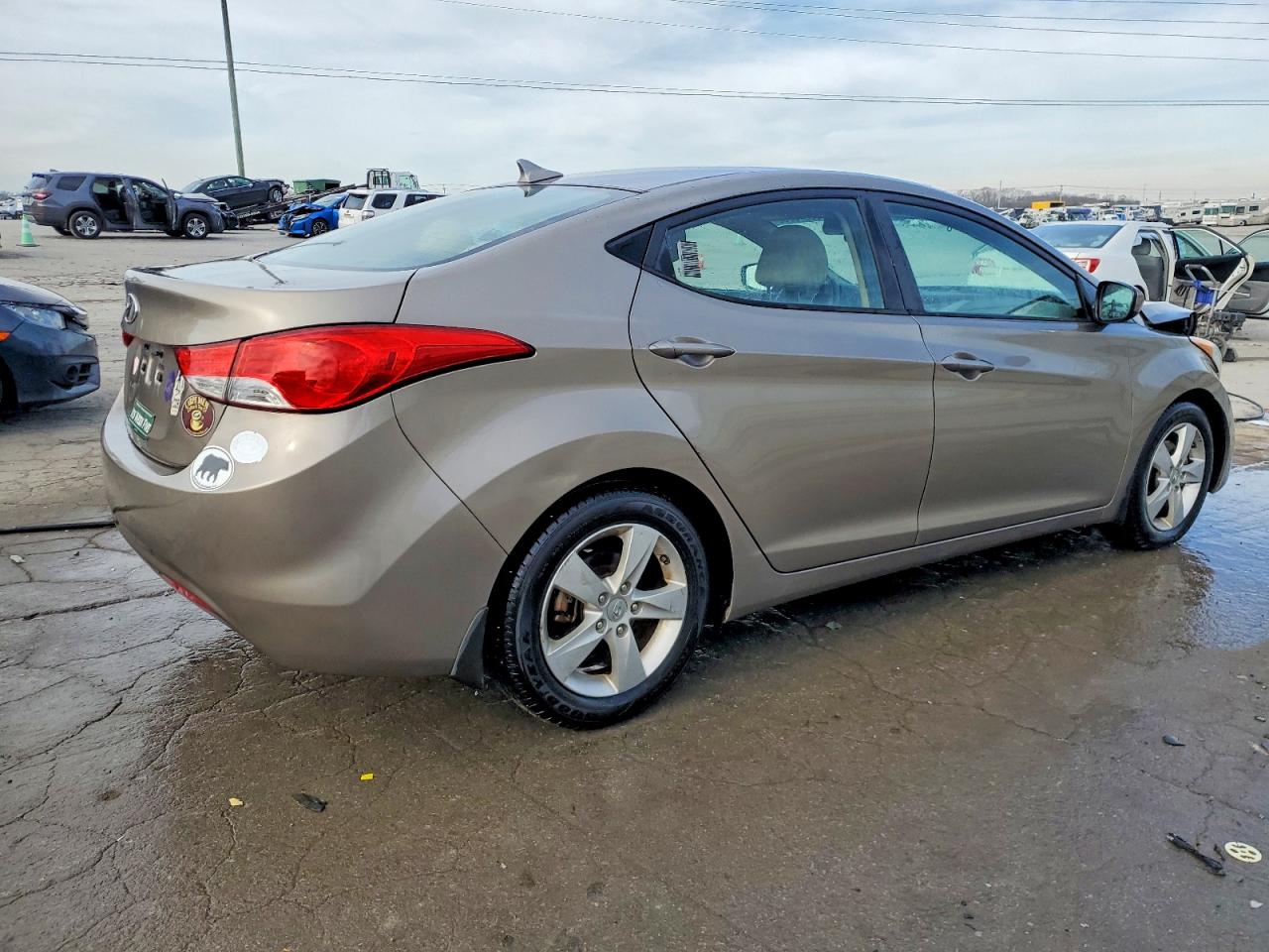 2013 HYUNDAI ELANTRA GLS photo 3