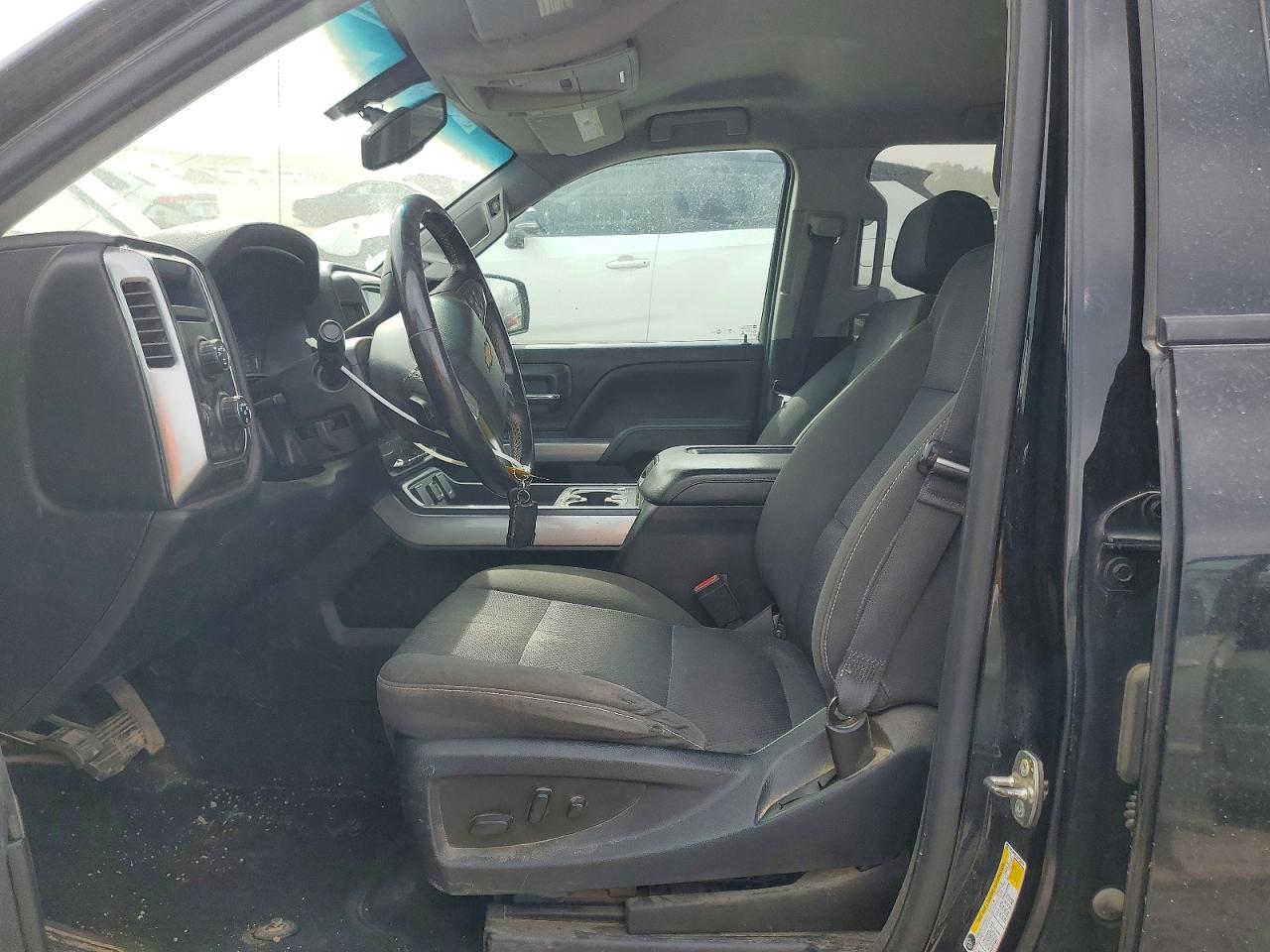 2018 CHEVROLET SILVERADO K1500 LT photo 7
