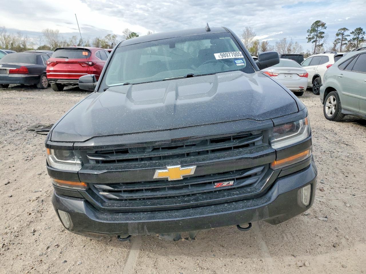 2018 CHEVROLET SILVERADO K1500 LT photo 5